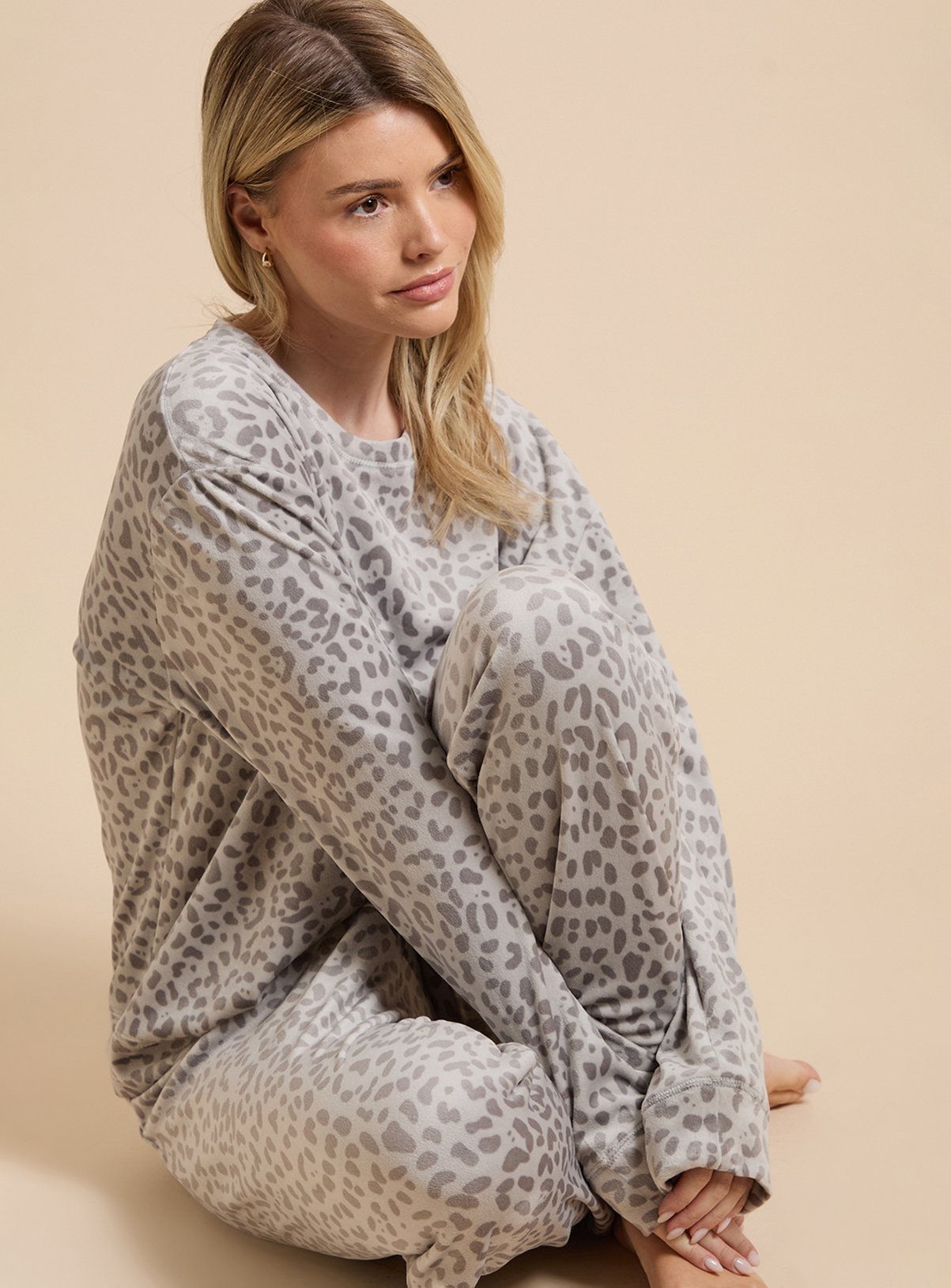 DOROTHY PERKINS Animal Velour Pyjamas S - Image 3 thumbnail